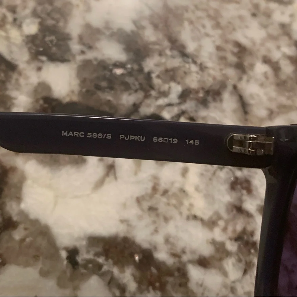 Marc Jacobs Unisex Flat Top Sunglasses